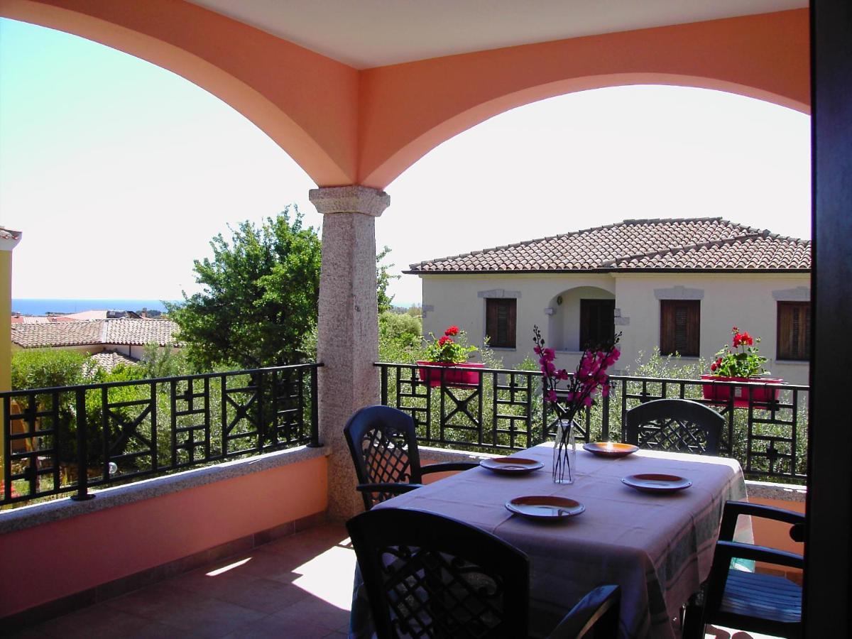 Lisa'S Lovely House Budoni Esterno foto