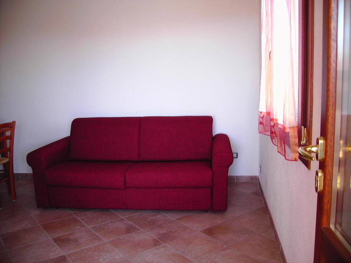 Lisa'S Lovely House Budoni Esterno foto